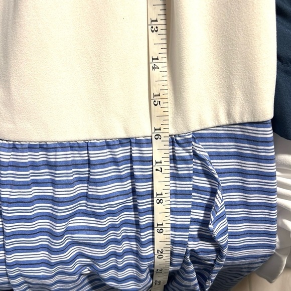 ⭐️Vince Camuto Tiered Blue Stripe,Layered Ruffle Hem,Sleeveless, EUC Size 2 - Picture 15 of 16